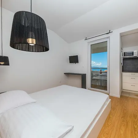 Apartments Gavran Baska Voda Exterior photo