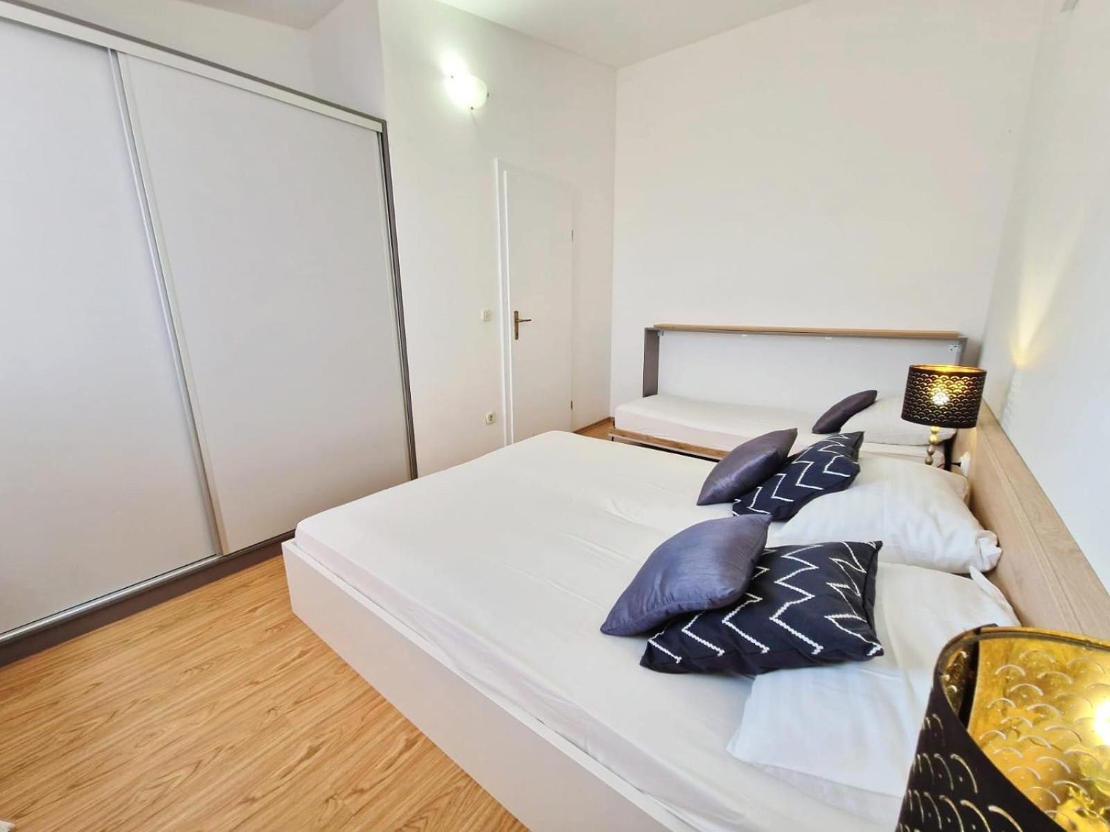 Gavran Apartment